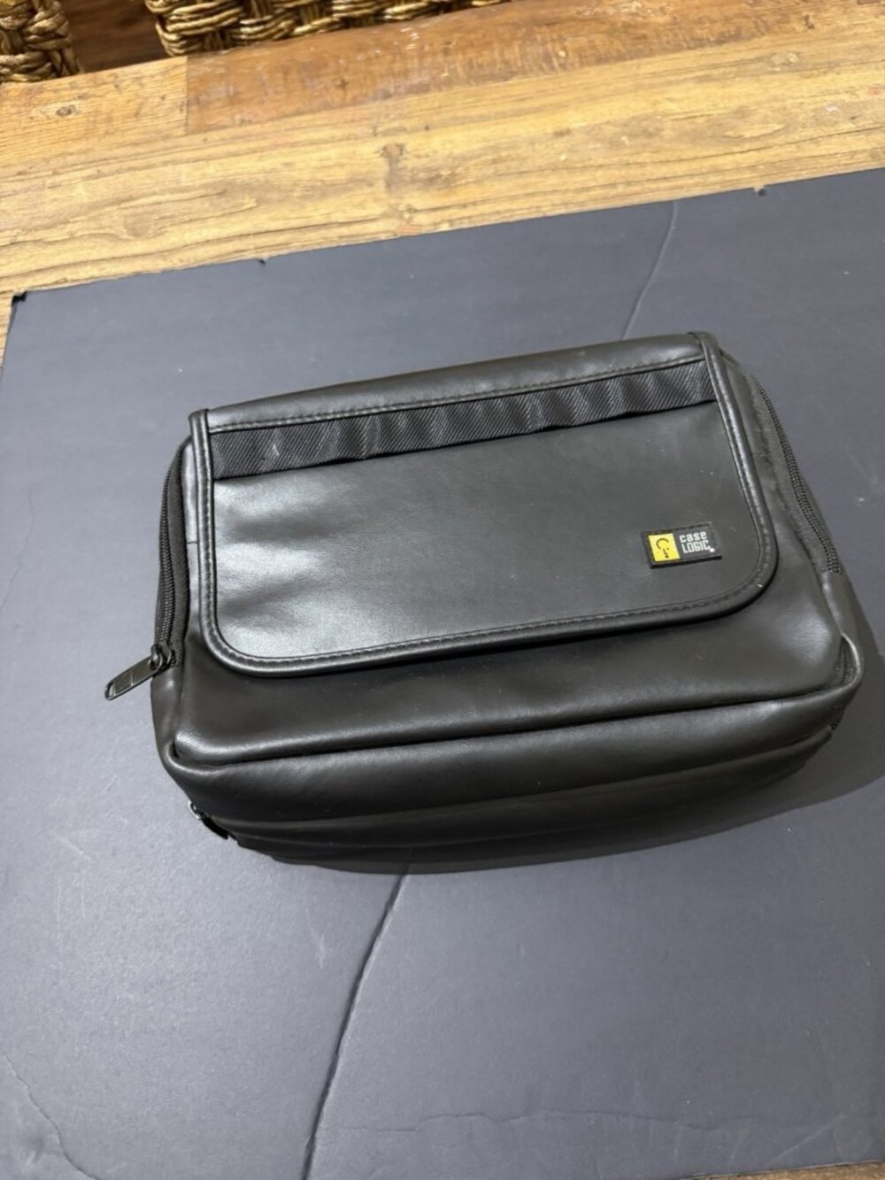 Case Logic Portable DVD Player Case – Black Faux Leather, Used
